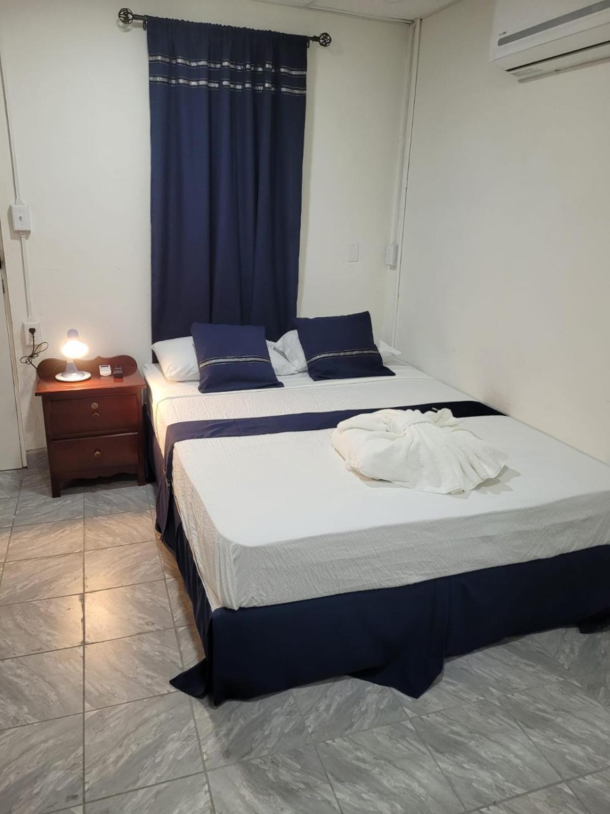 Saint Charles Inn, Belize Central America Пунта Горда Екстериор снимка